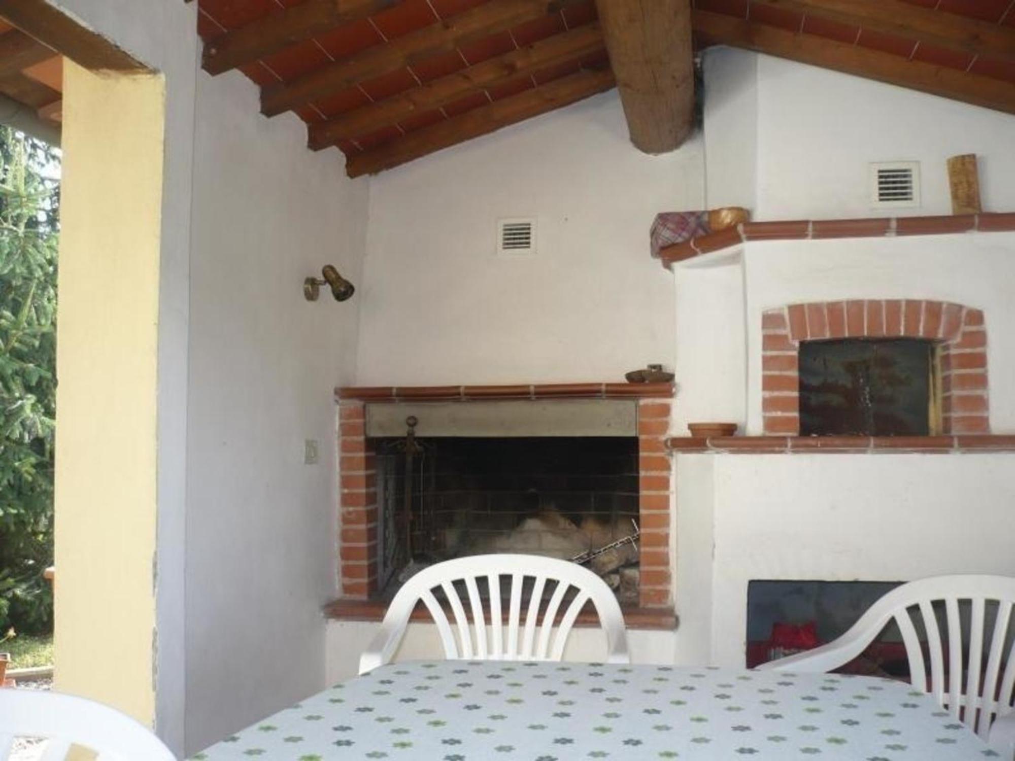Charmantes Ferienhaus In Piani Della Rugginosa Mit Grossem Garten Reggello Exterior foto